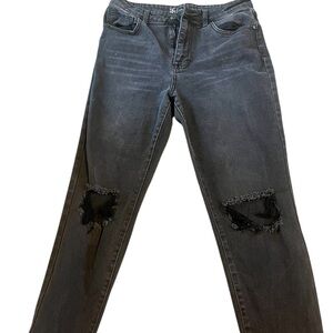 Stylish Black Distressed Jeans for Women